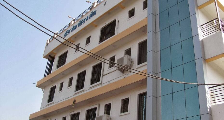 Hotel Roma Palace, Baramati 1